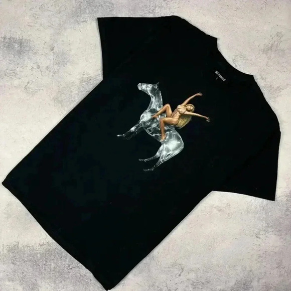 432 Beyonce Renaissance Box Set Pose #4 Shirt Size Small Color Black - Picture 1 of 5